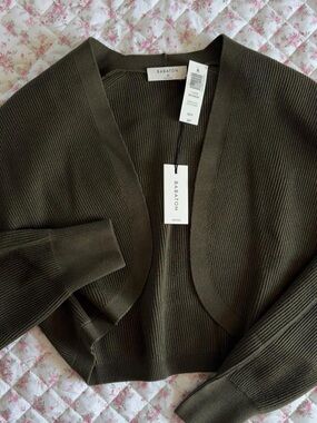 Aritzia Babaton Olive Green Shawl